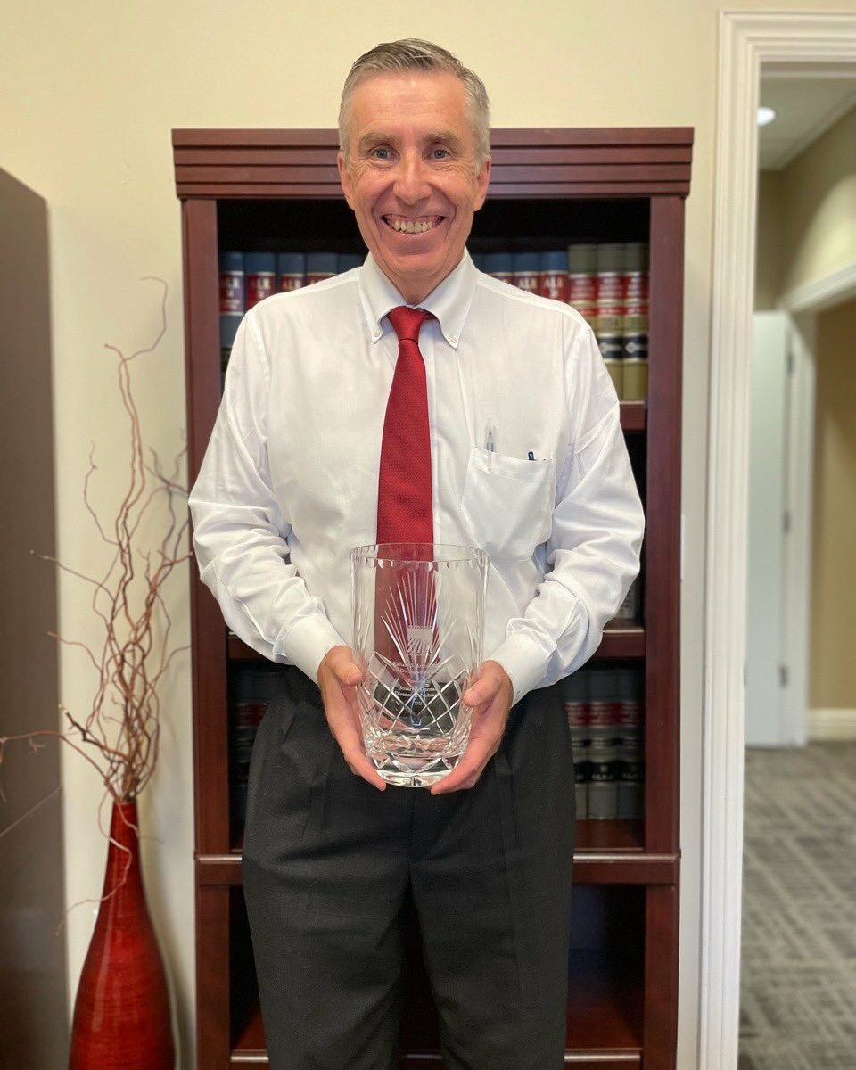 Stu Dornan Receives Richard S. Arnold Award for Distinguished Service from Eighth Circuit Bar Association